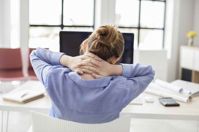 Toraxosteocondrosis durante el trabajo sentado